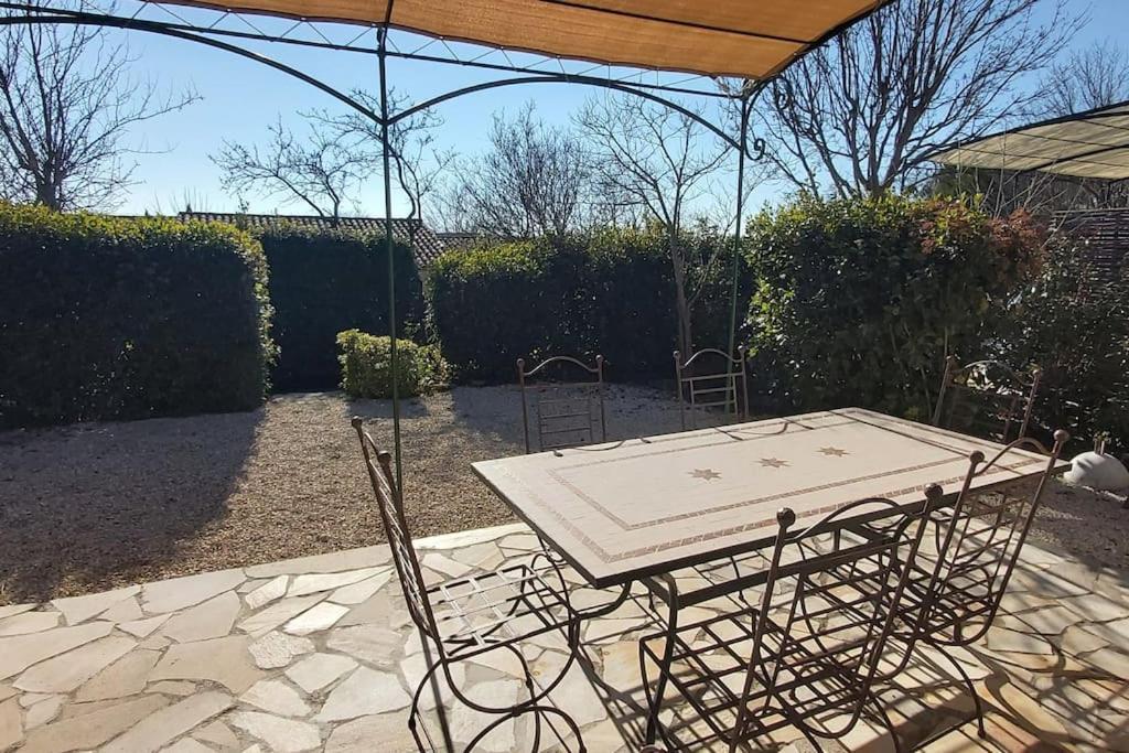 Bastidon Plein Sud 3*, Promo fin d'été à Gordes. Vila Exterior foto
